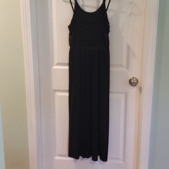 Dress - Picture 2 of 8